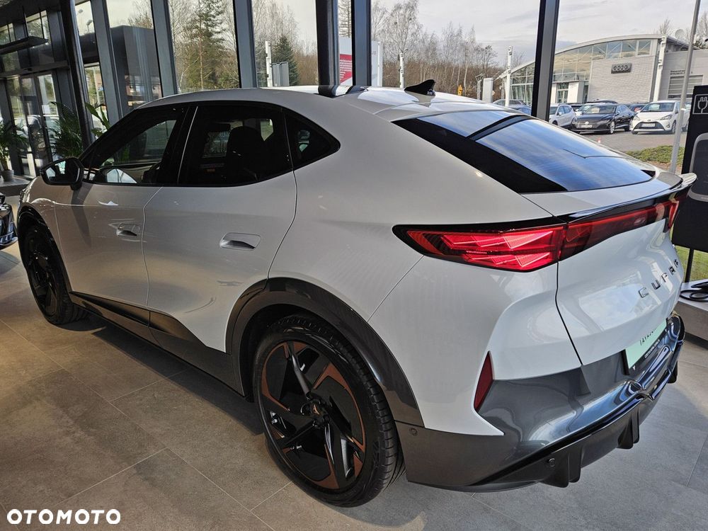Cupra Tavascan - 13