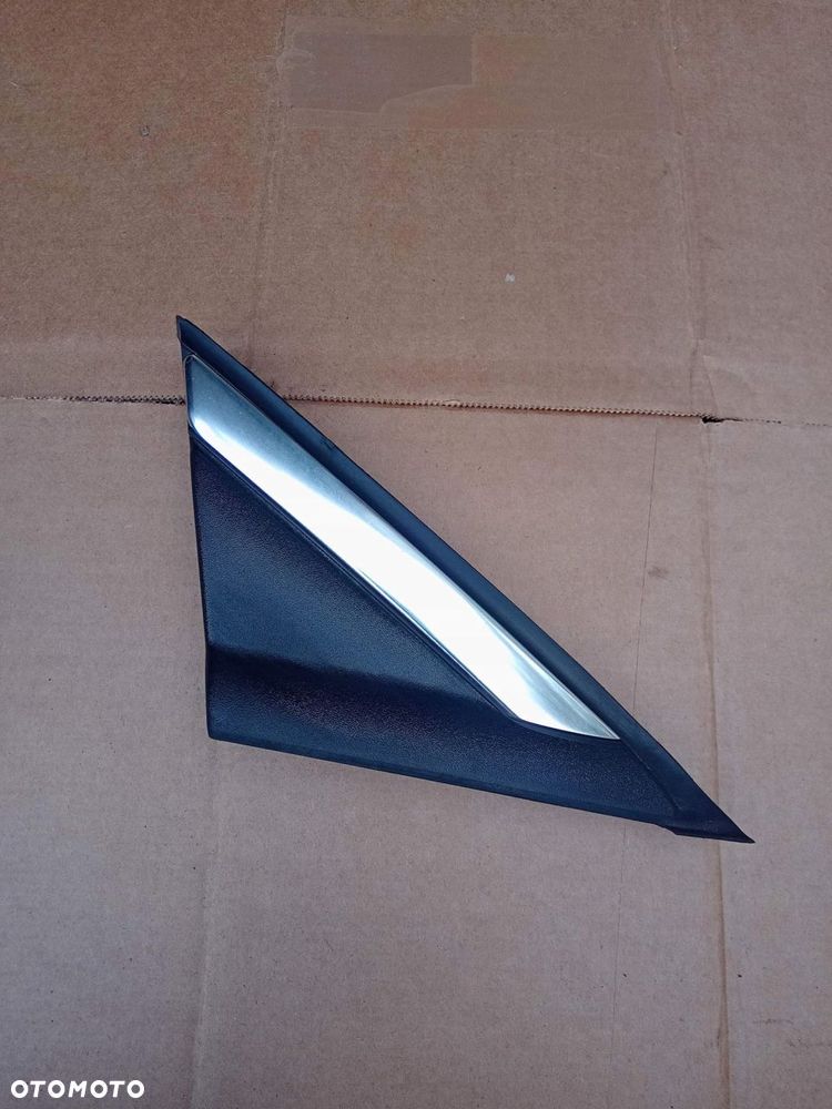 prawy trójkąt przednich drzwi ford mondeo mk4 lift - 1