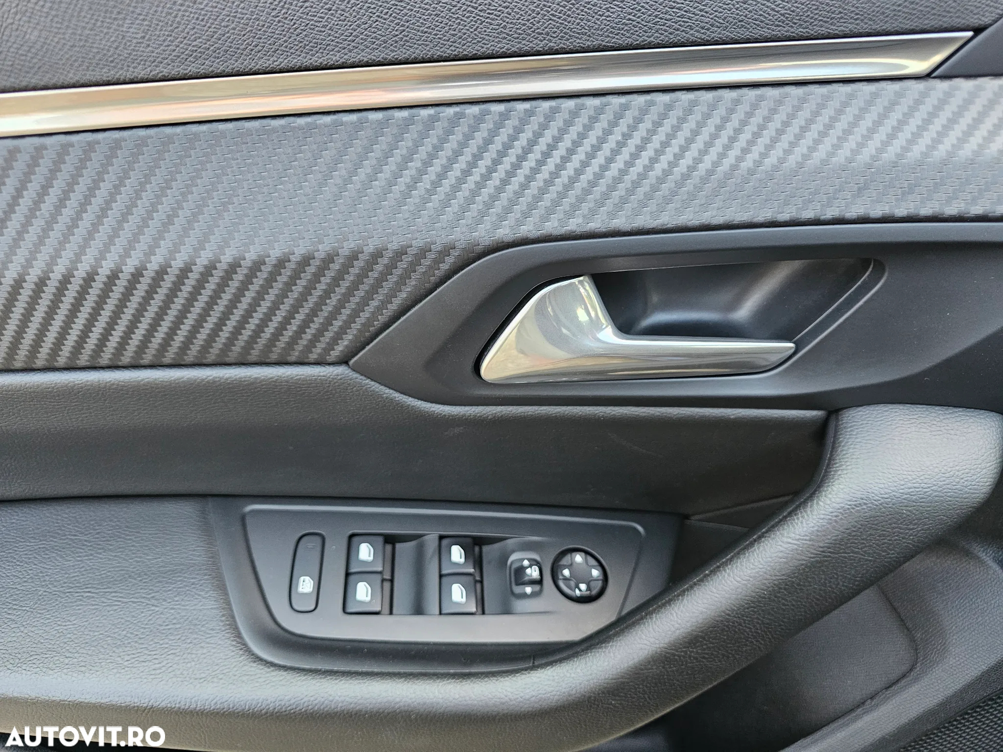 Peugeot 508 1.5L BlueHDi 130 S&S EAT8 GT - 38