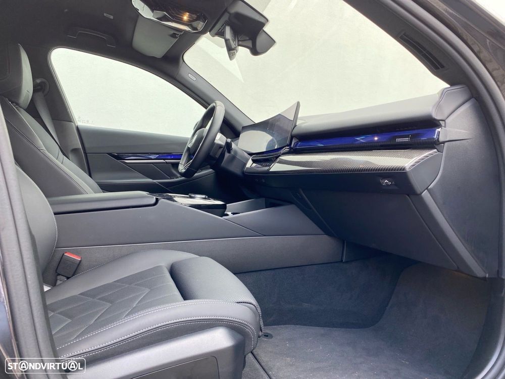 BMW i5 eDrive40 Pack Desportivo M — fotografia 12
