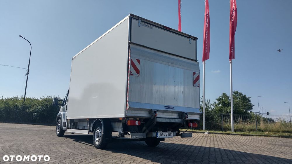 Fiat Fiat DUCATO Kontener 8EP Krajowy ASO Niski przebieg WINDA 750kg - 3