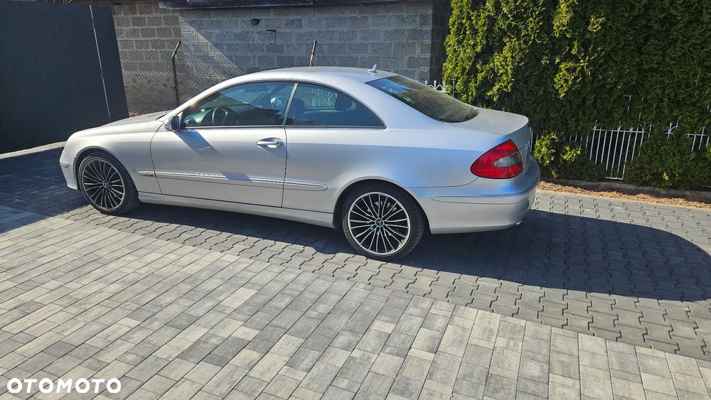 Mercedes-Benz CLK 200 Kompressor Avantgarde - 4