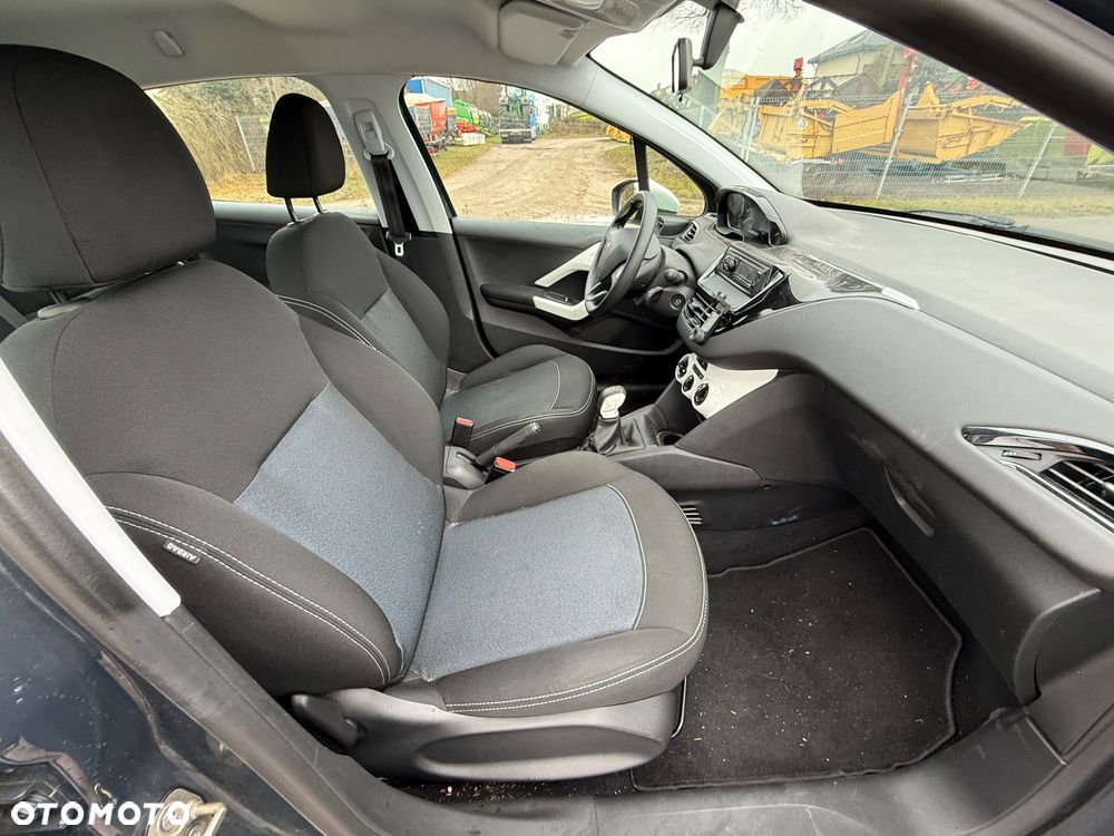 Peugeot 208 PureTech 68 Like - 10