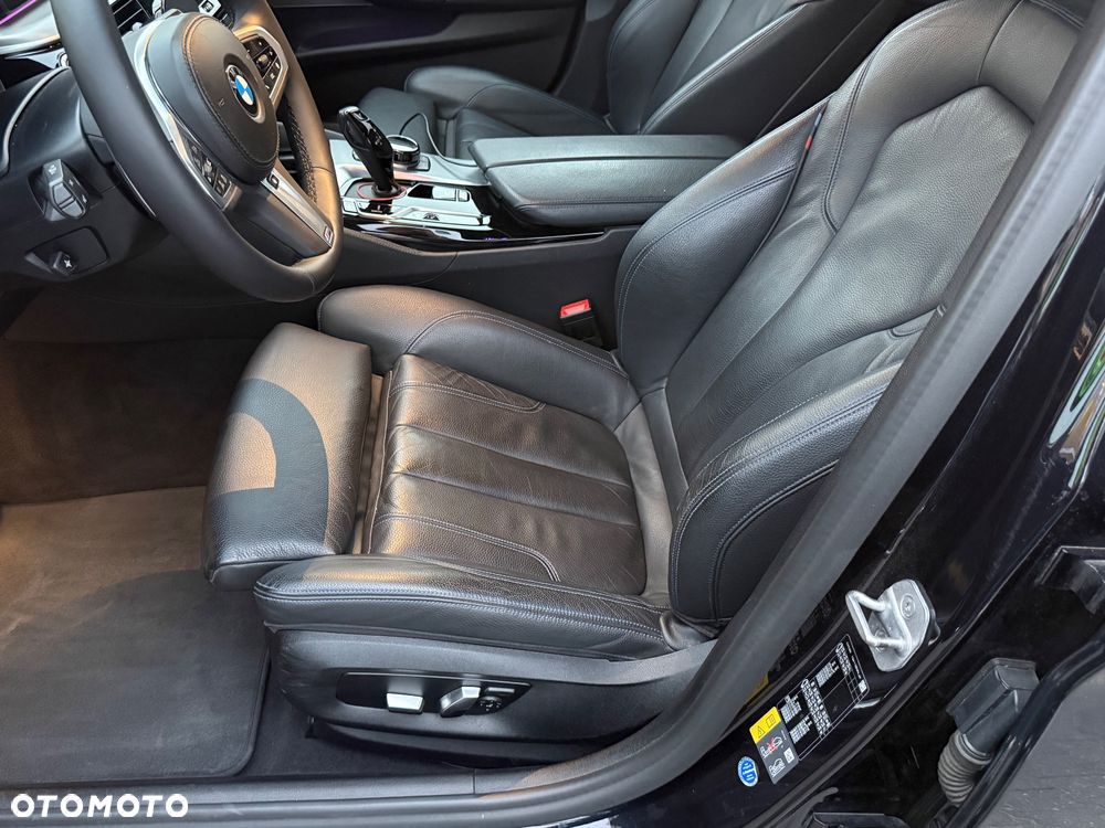 BMW Seria 5 - 34