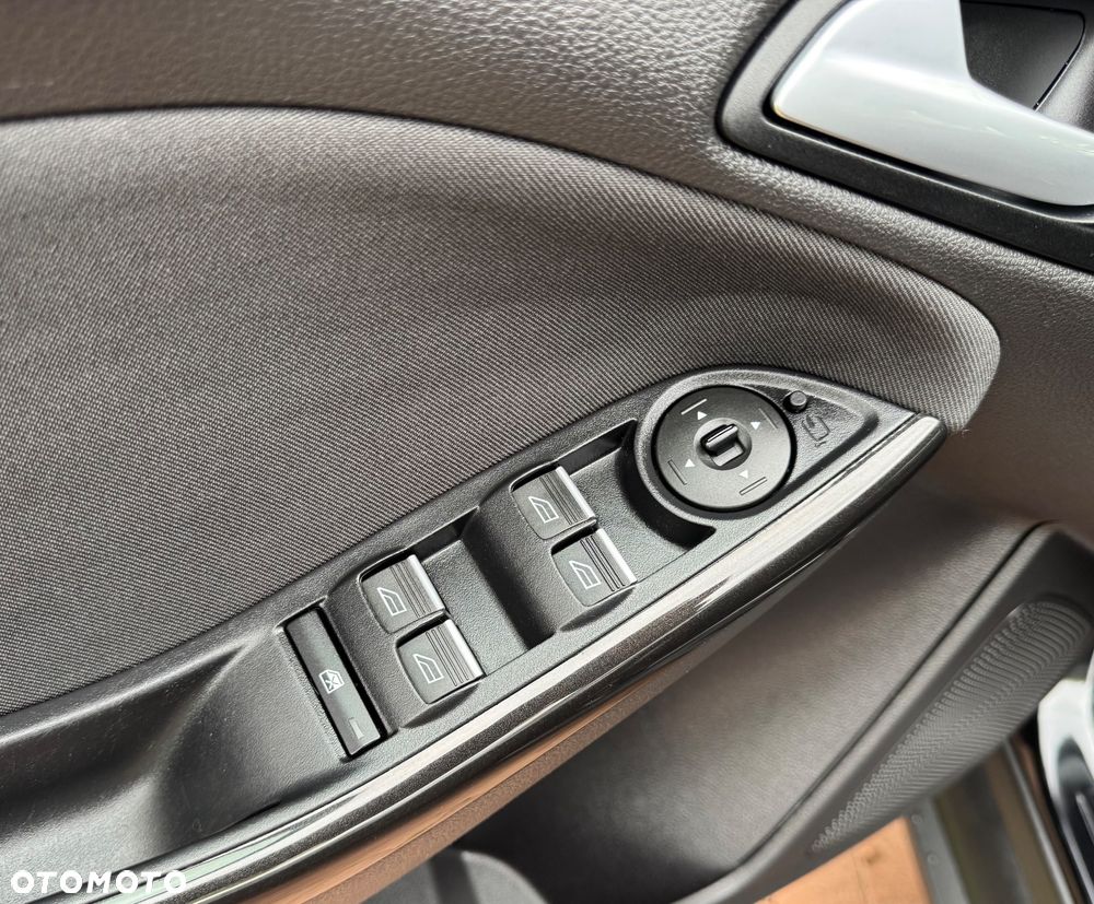 Ford Focus - 16