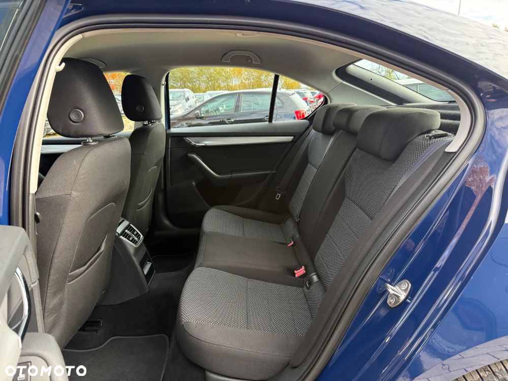 Skoda Octavia 1.6 TDI Drive - 24