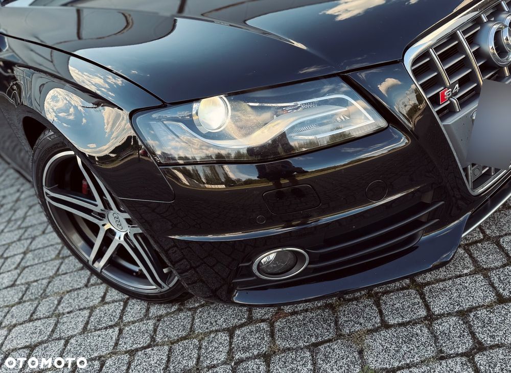 Audi A4 - 5
