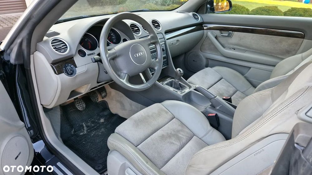 Audi A4 Cabrio 1.8T - 13