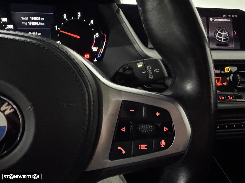 BMW 116 d Pack M - 19