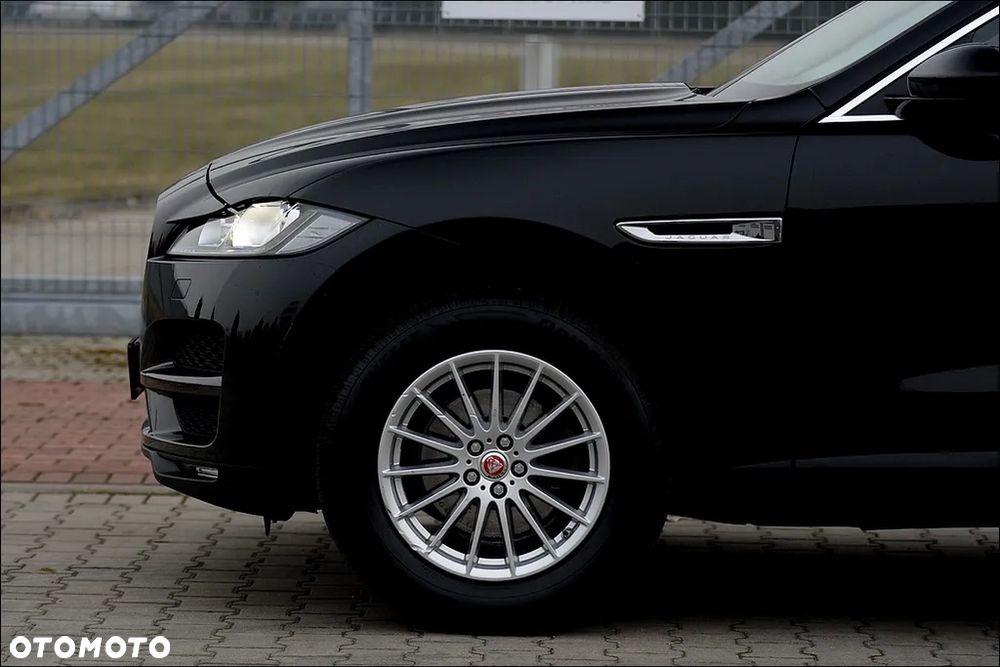 Jaguar F-Pace 2.0 i4D AWD Prestige - 39