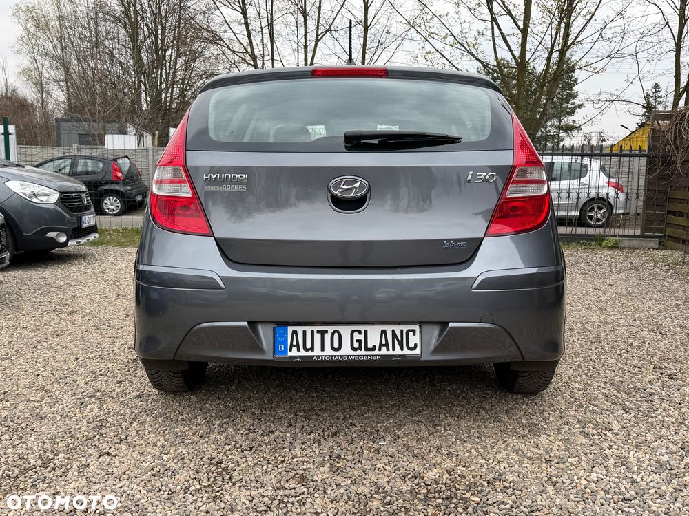 Hyundai i30 1.6 blue Style - 4