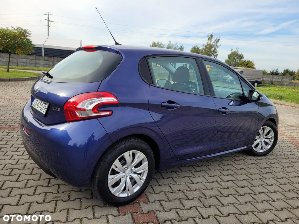 Peugeot 208 - 34
