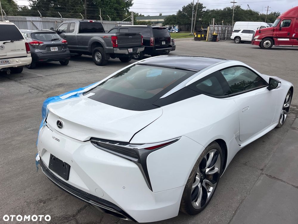 Lexus LC - 3