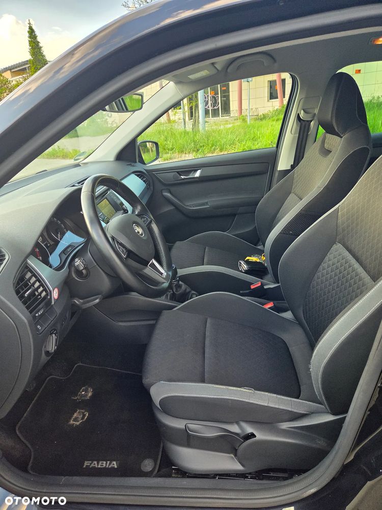 Skoda Fabia 1.0 MPI Joy - 12