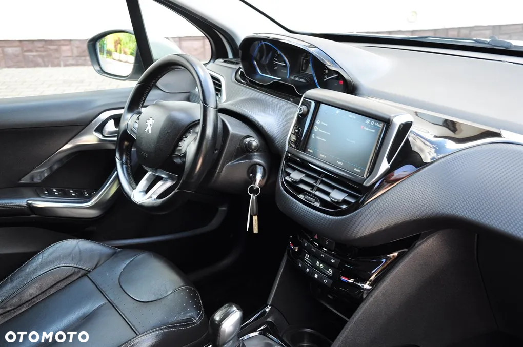 Peugeot 2008 PureTech 110 Stop&Start Business-Line - 29