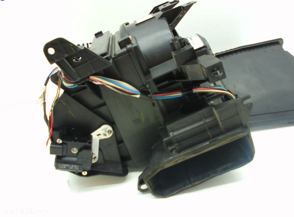 Toyota Corolla Verso  2 wentylator nagrzewnicy obudowa - 5