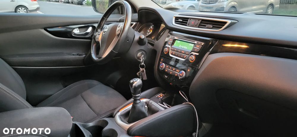 Nissan Qashqai 1.6 DCi 4x4 Acenta - 22