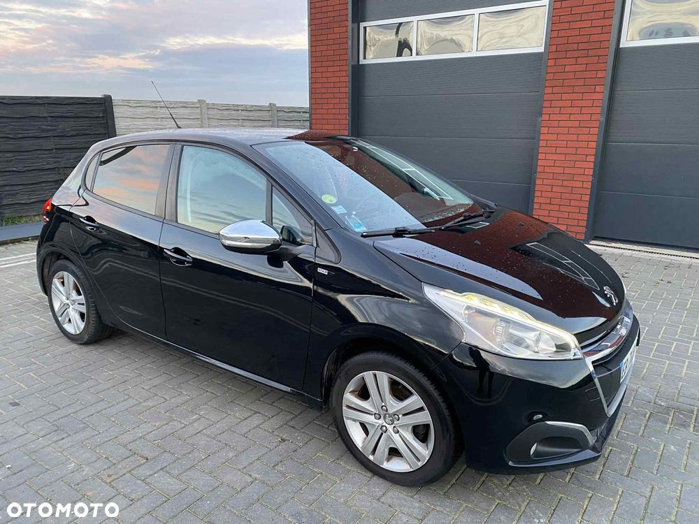 Peugeot 208 1.6 BlueHDi Allure S&S - 2