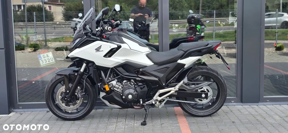 Honda NC - 22