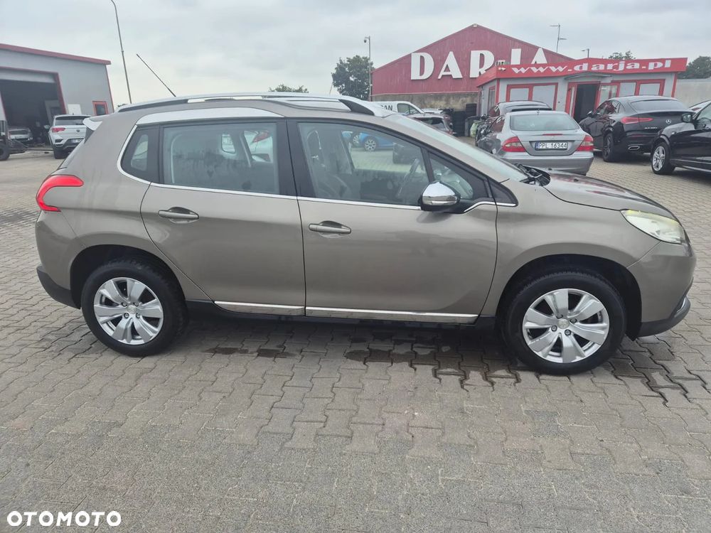 Peugeot 2008 PureTech 82 Allure - 6