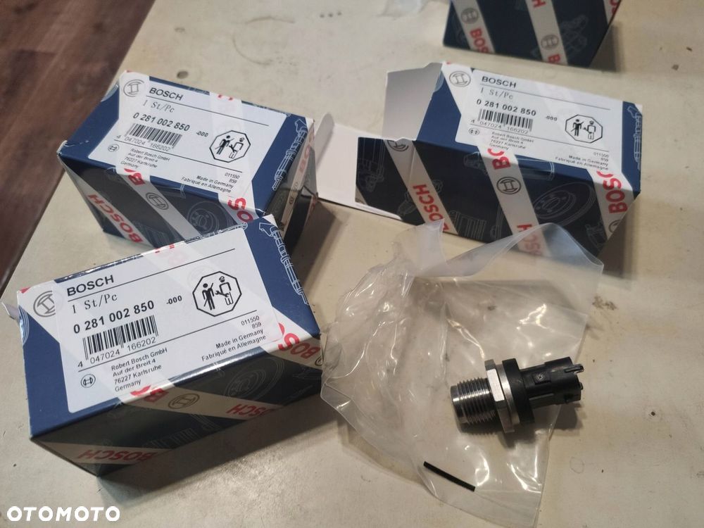 CZUJNIK CIŚNIENIA PALIWA FORD TATA 0281002850 0281006327 - 1
