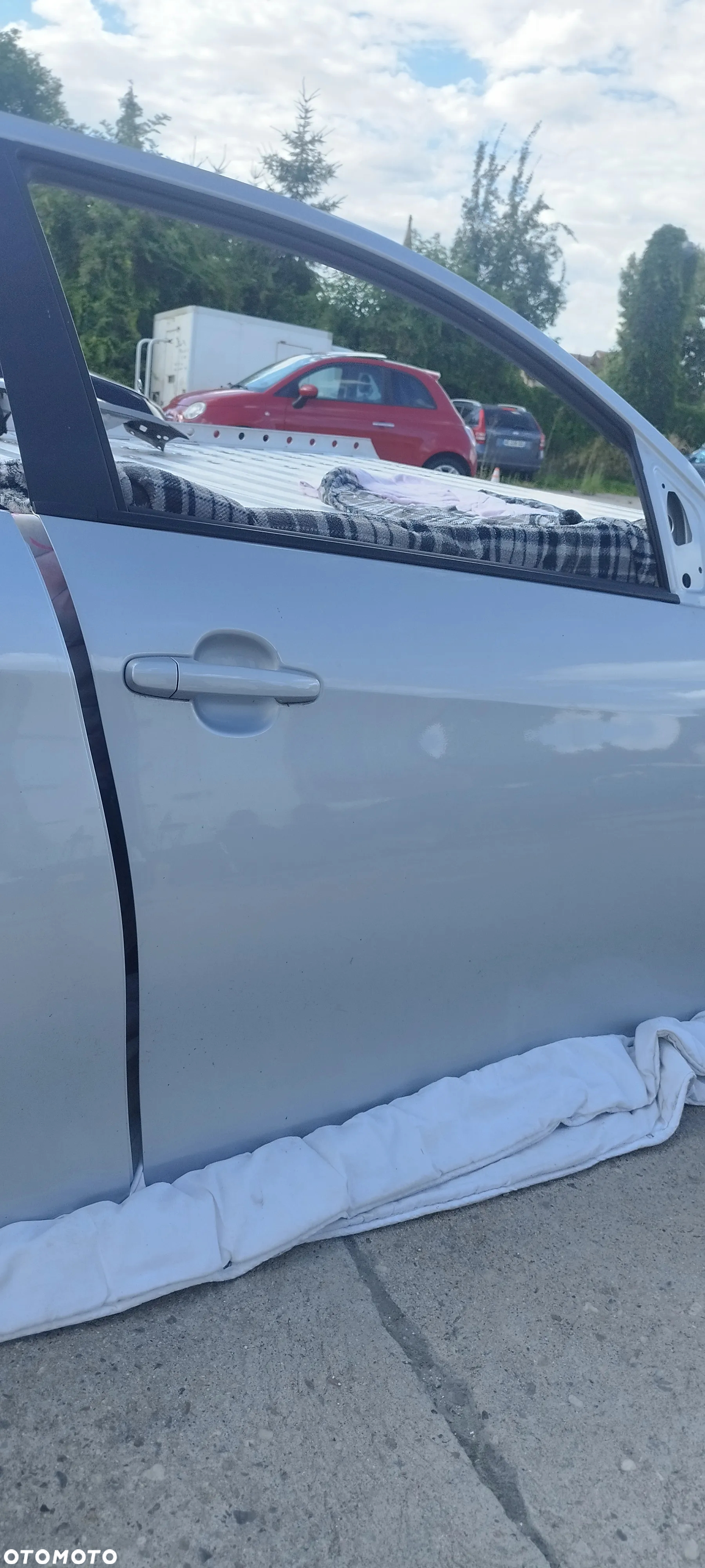 Toyota Aygo II 1E7 Drzwi prawe przód tył - 4