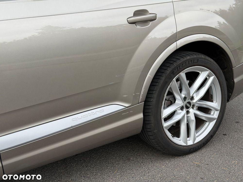 Audi Q7 3.0 TFSI Quattro Tiptronic - 11