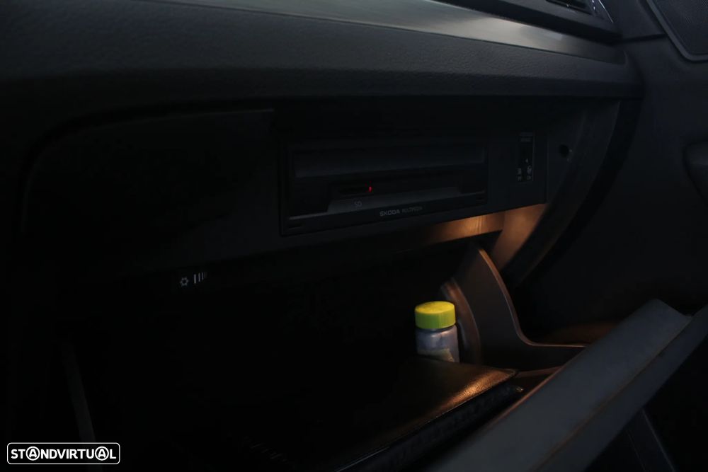 Skoda Superb Break 1.6 TDI Style DSG - 53