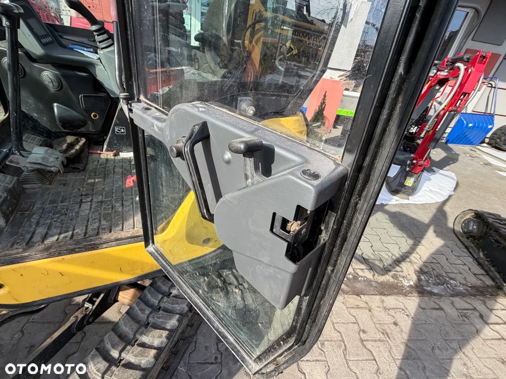 Yanmar SV18 - 3