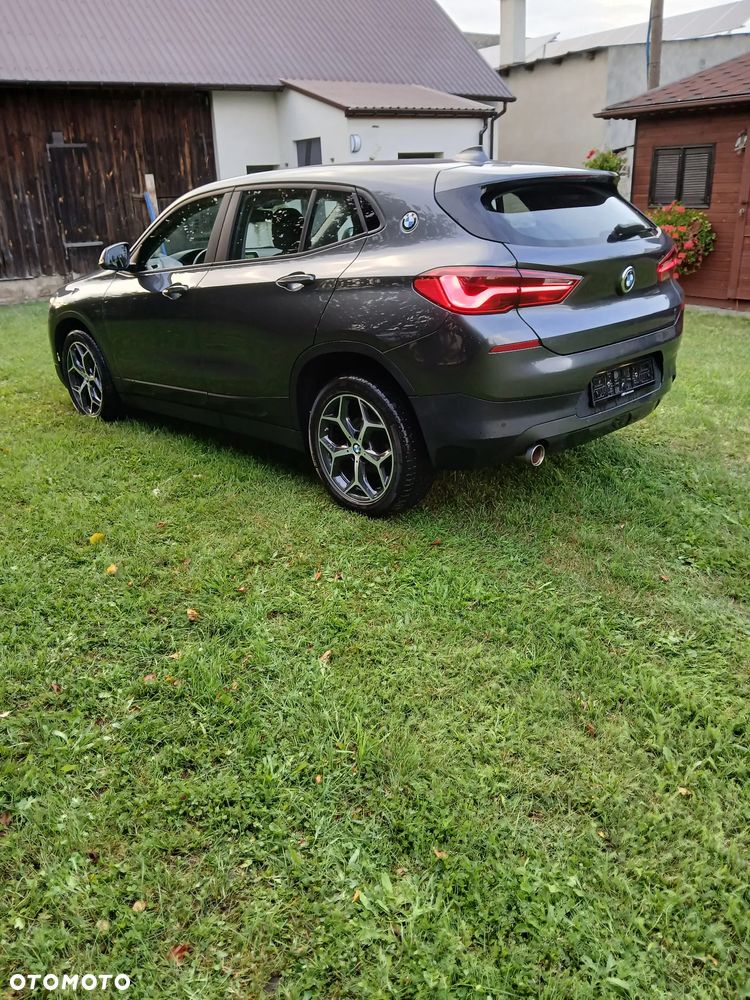BMW X2 sDrive18i Advantage Plus - 9