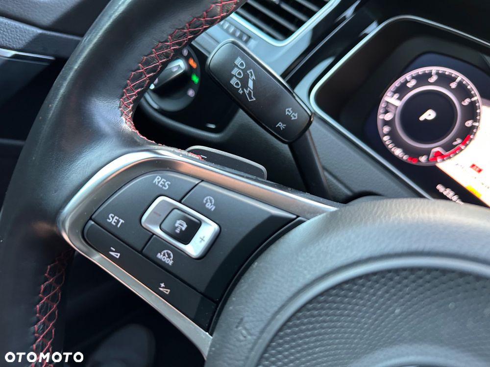Volkswagen Golf 2.0 TSI BMT GTI Performance DSG - 27