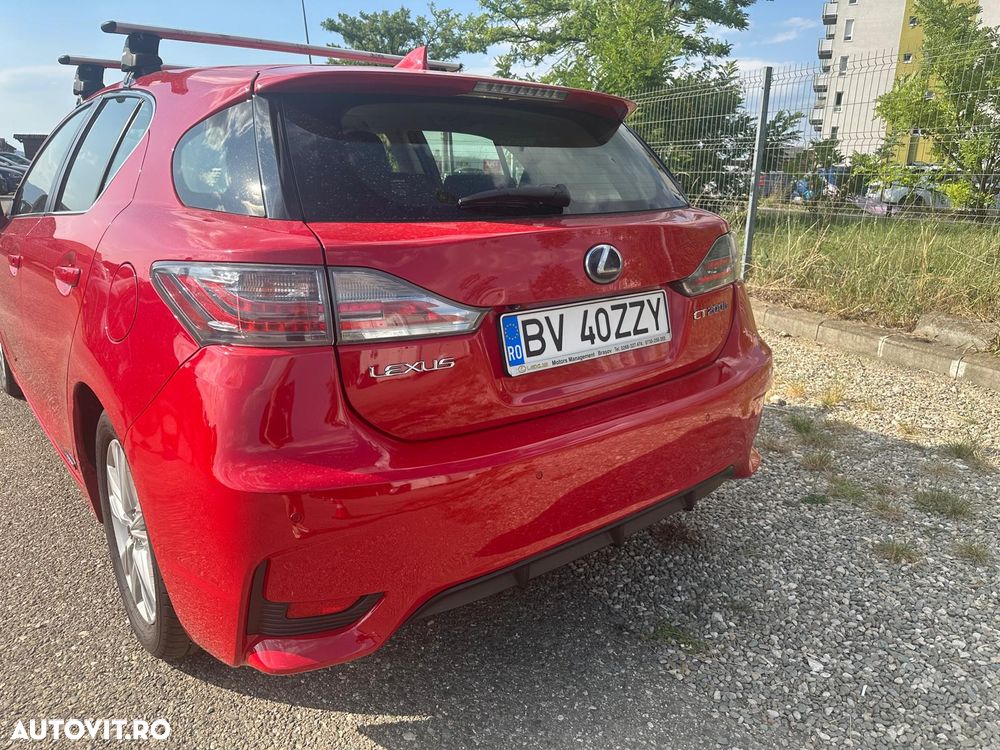 Lexus CT - 11