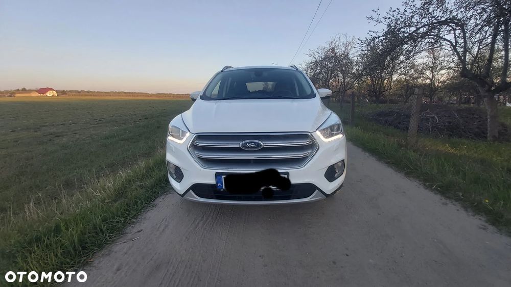 Ford Kuga - 3