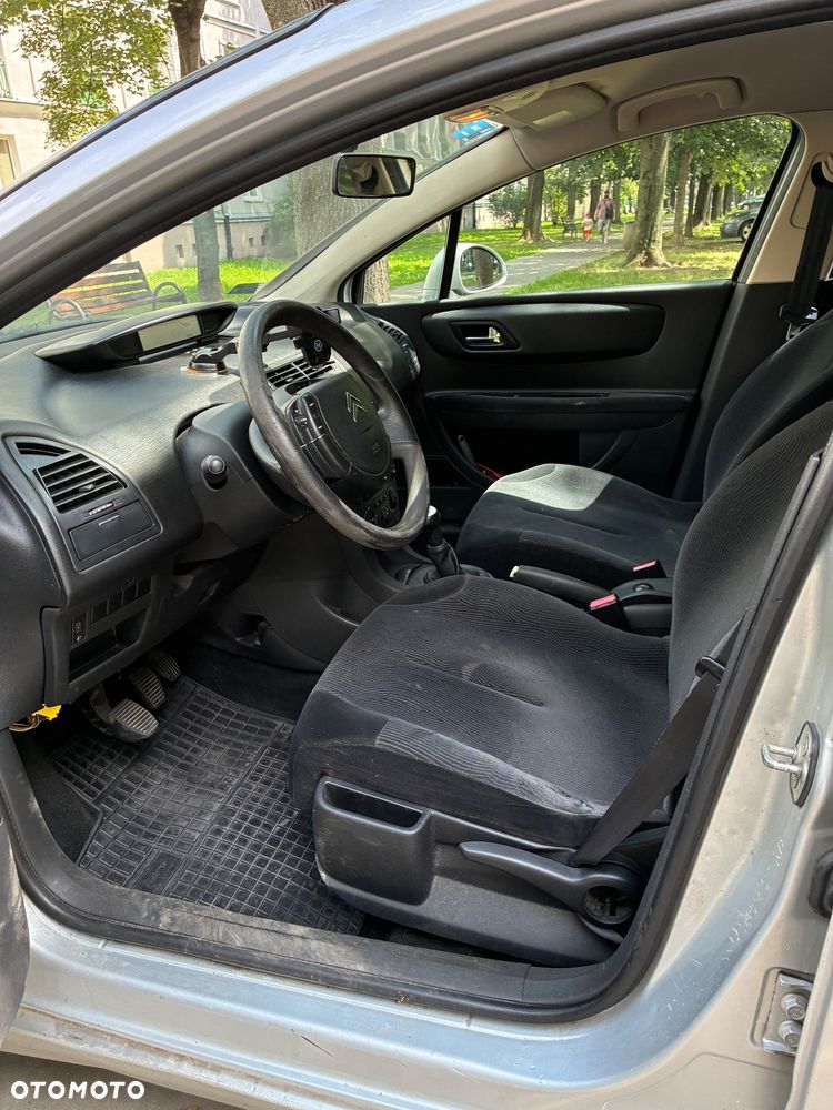 Citroën C4 1.6 HDi Magic - 3