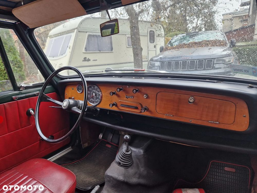 Triumph Inny - 8