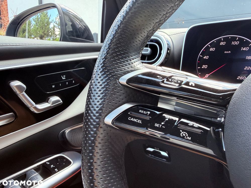 Mercedes-Benz GLC 300 mHEV 4-Matic AMG Line - 27
