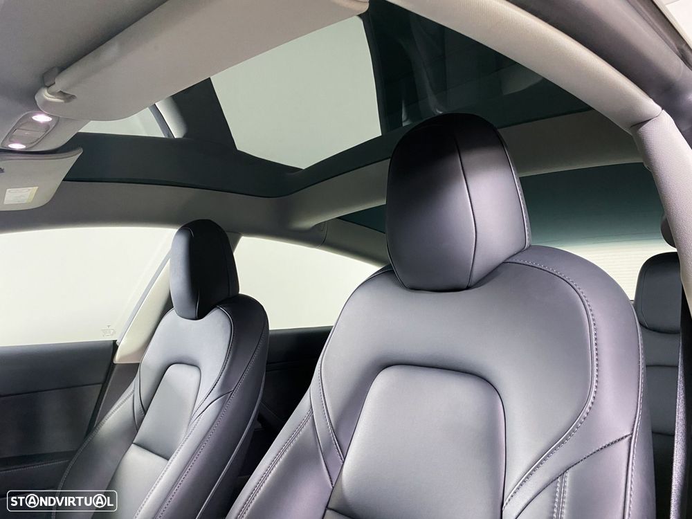 Tesla Model 3 Tração Traseira Standard - 19