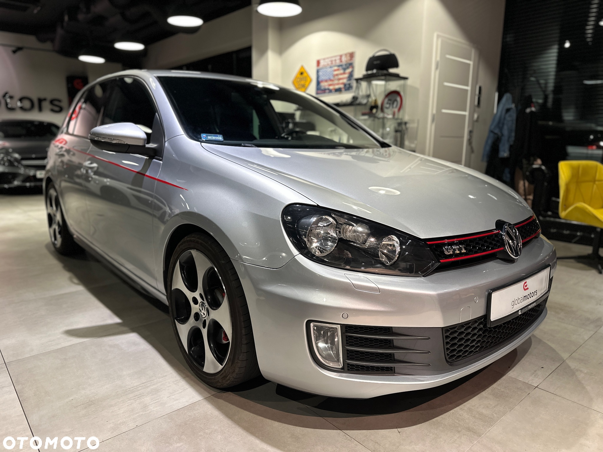 Volkswagen Golf 2.0 GTI - 2