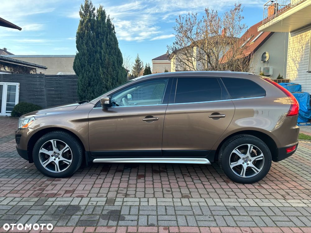Volvo XC 60 - 4