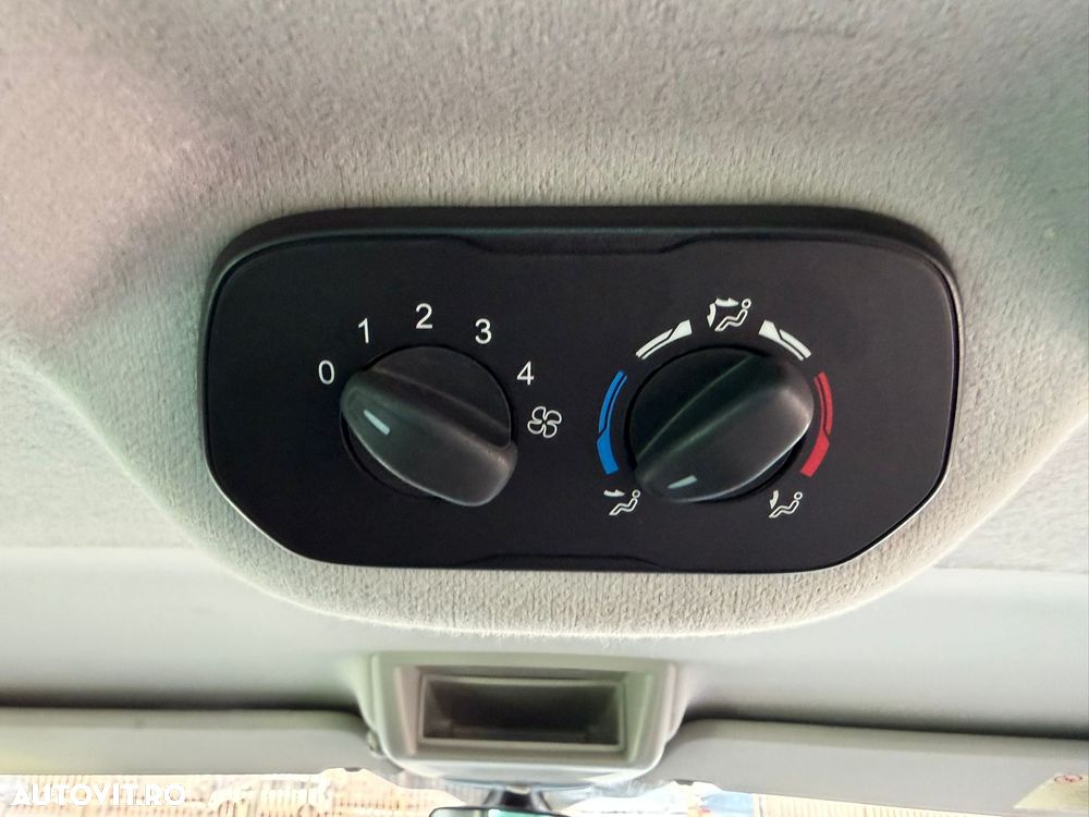 Ford Tourneo Custom 300 L1H1 VA Trend - 9