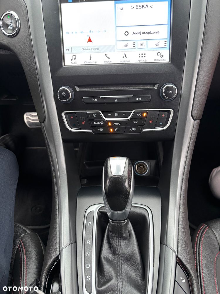 Ford Mondeo 2.0 EcoBoost STart-Stopp Autom ST-Line - 11