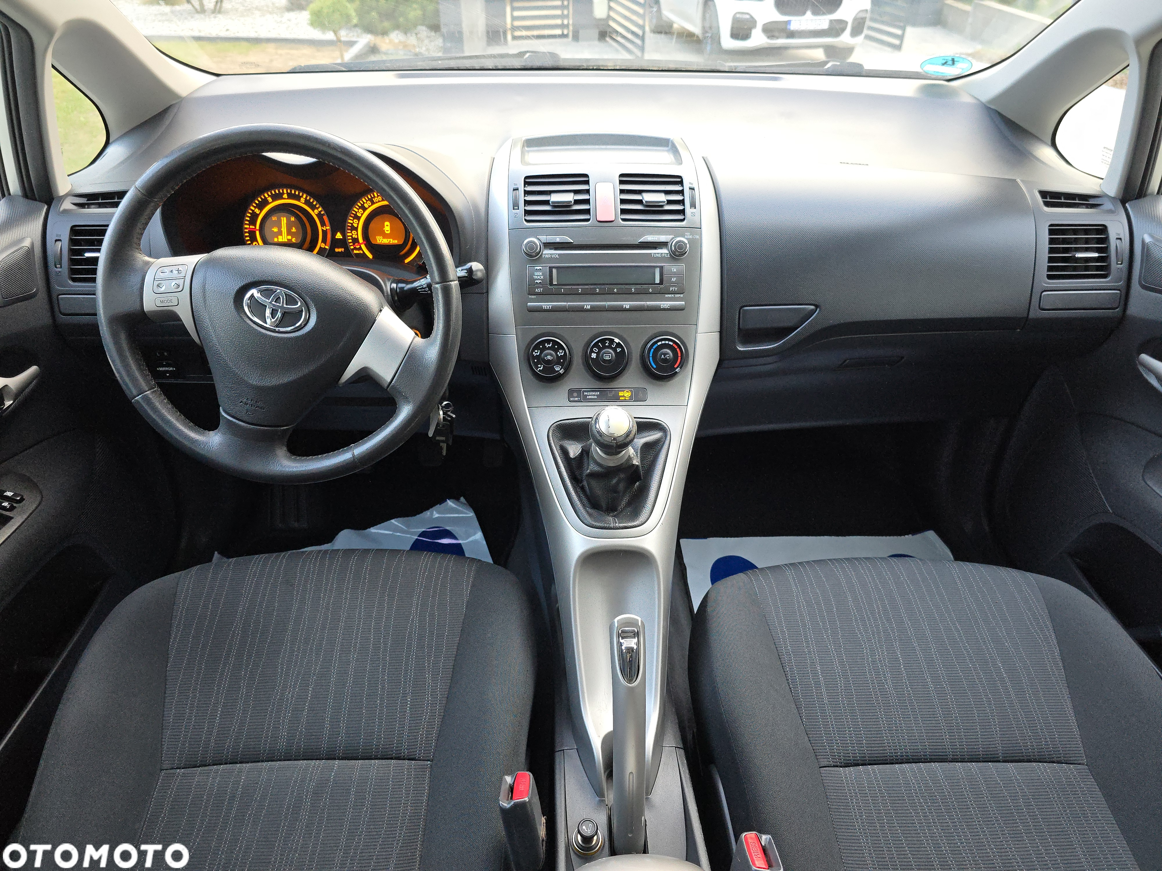 Toyota Auris 1.4 VVT-i Sol - 7