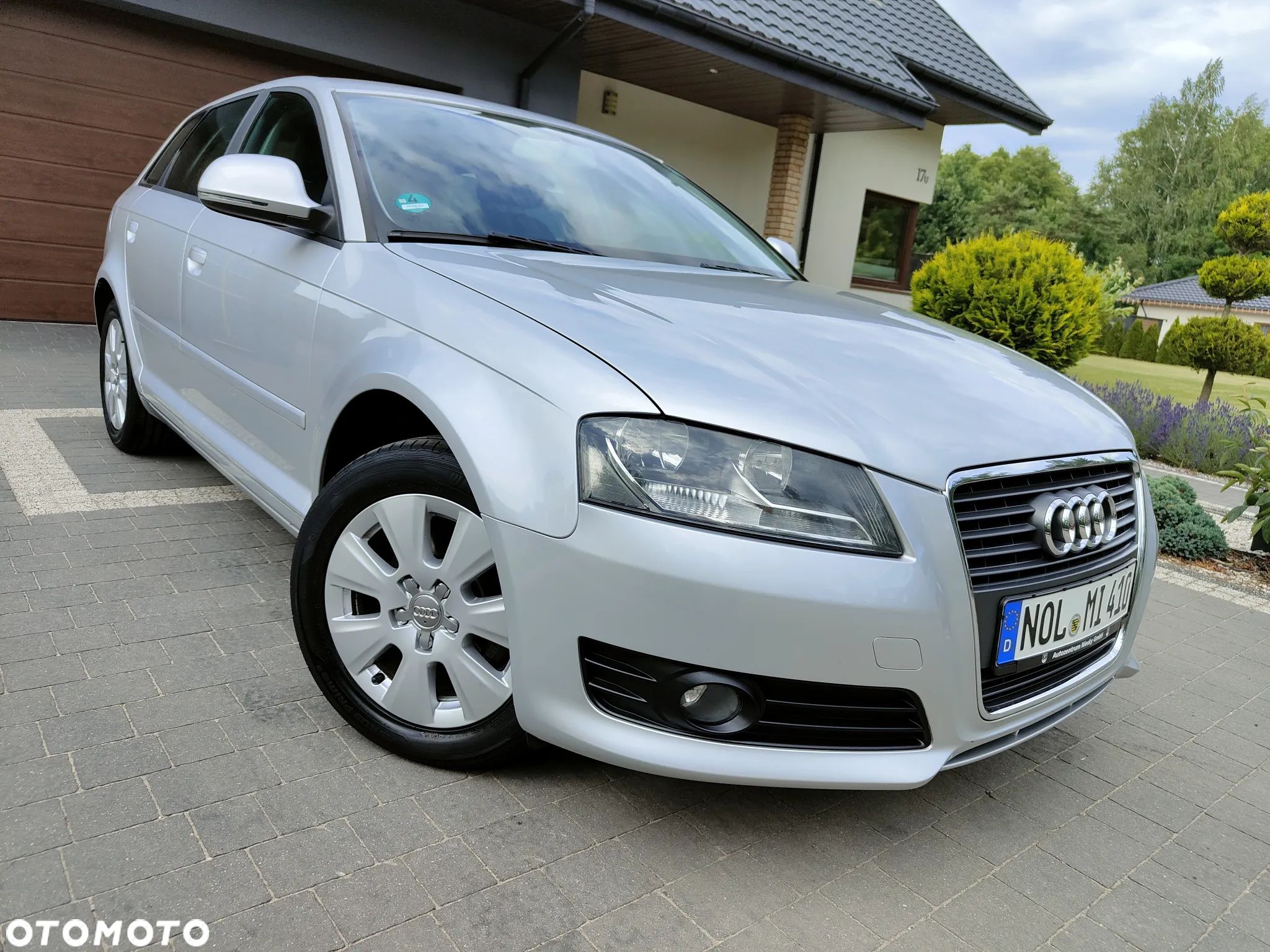 Audi A3 1.6 Sportback Ambiente - 1