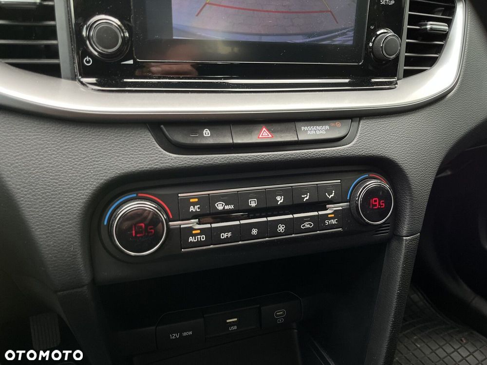 Kia XCeed 1.5 T-GDI M DCT - 21