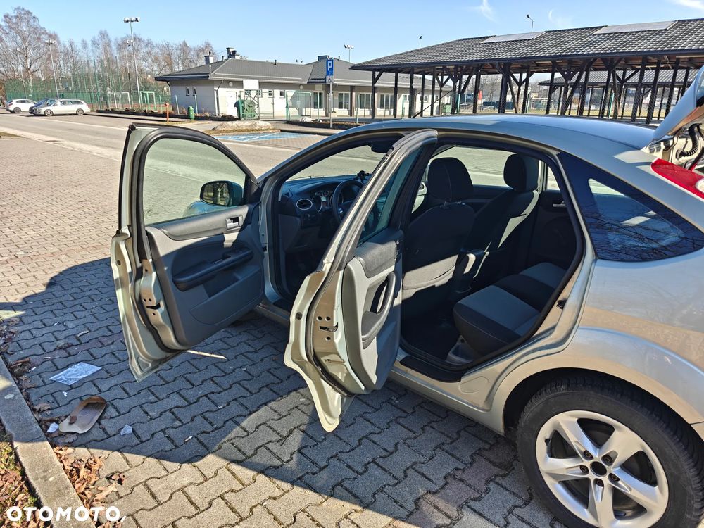Ford Focus - 15