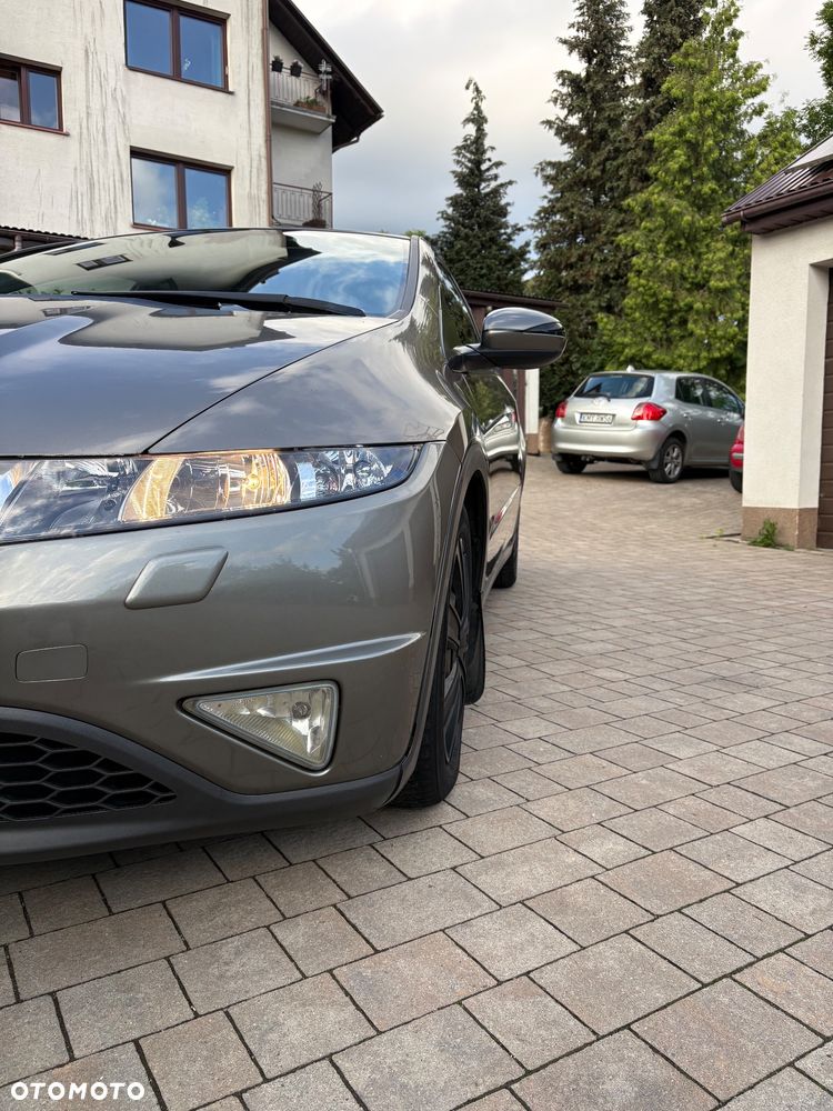 Honda Civic 1.8 Comfort - 9