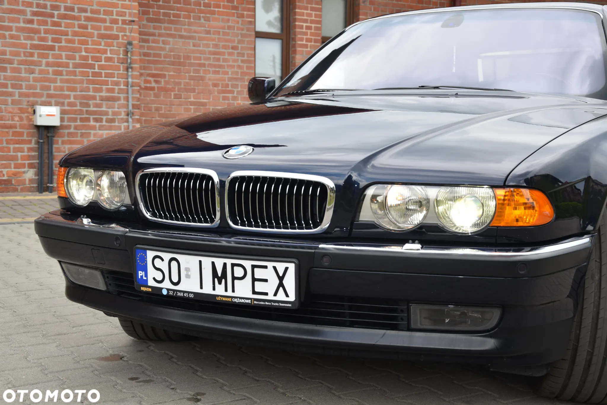 BMW Seria 7 750iL - 6