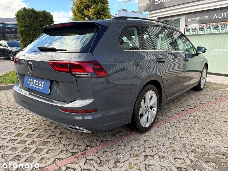 Volkswagen Golf 2022 photo 2
