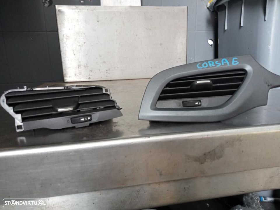 Grelhas de sofagem Opel Corsa E - 1