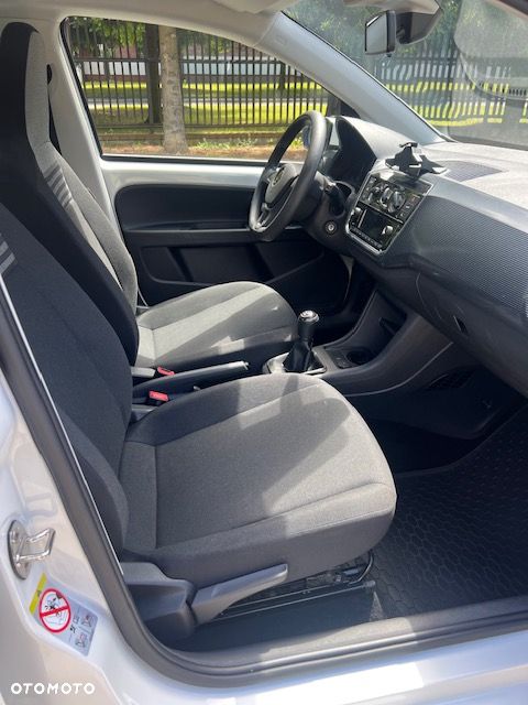 Volkswagen up! 1.0 move - 9